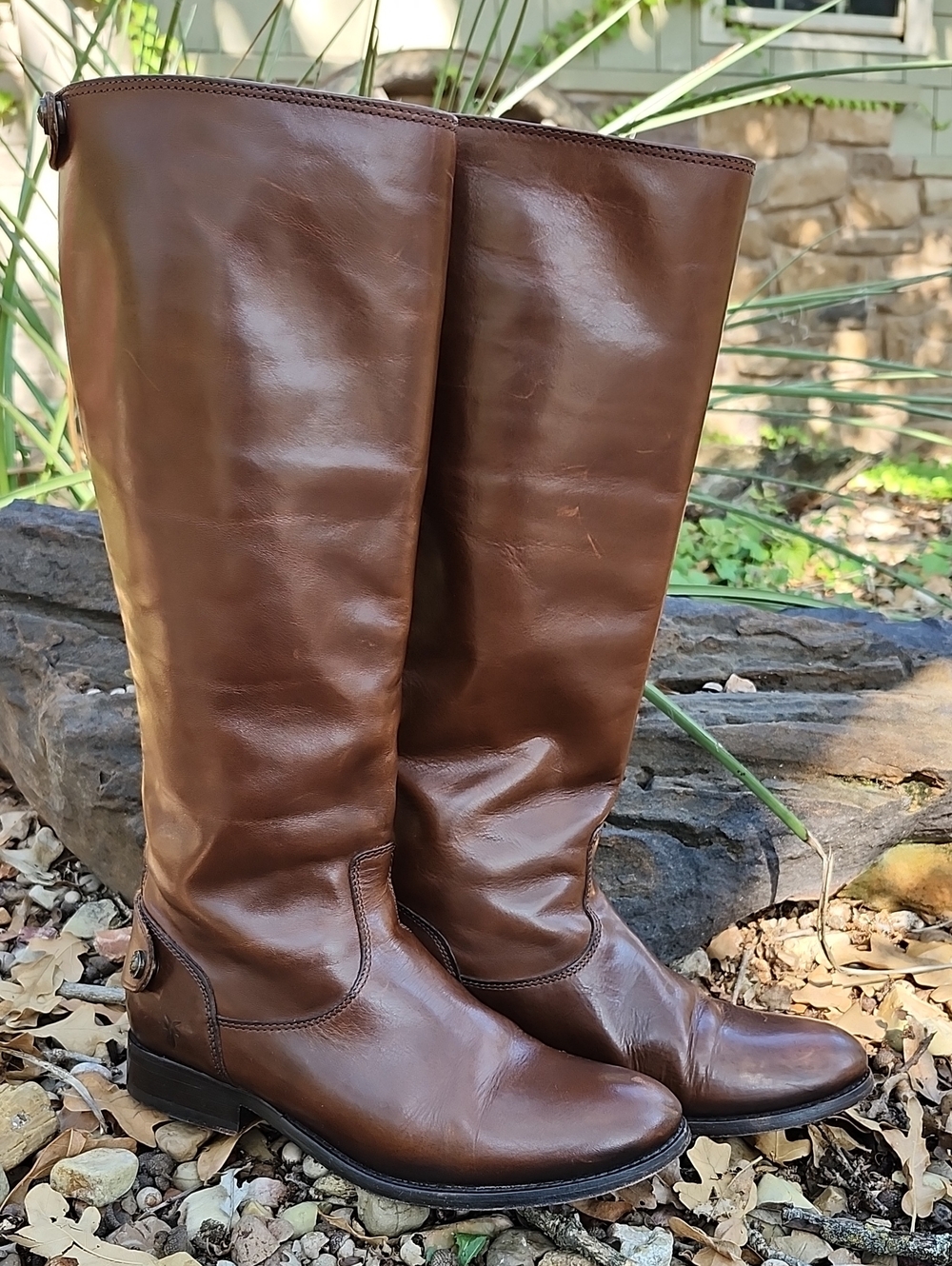 FRYE MELISSA BUTTON BACK LEATHER BOOTS